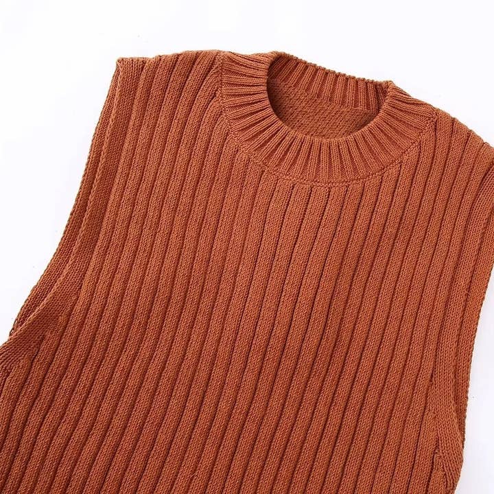 picture Women's spring new backless knit top for wholesale on Faire2