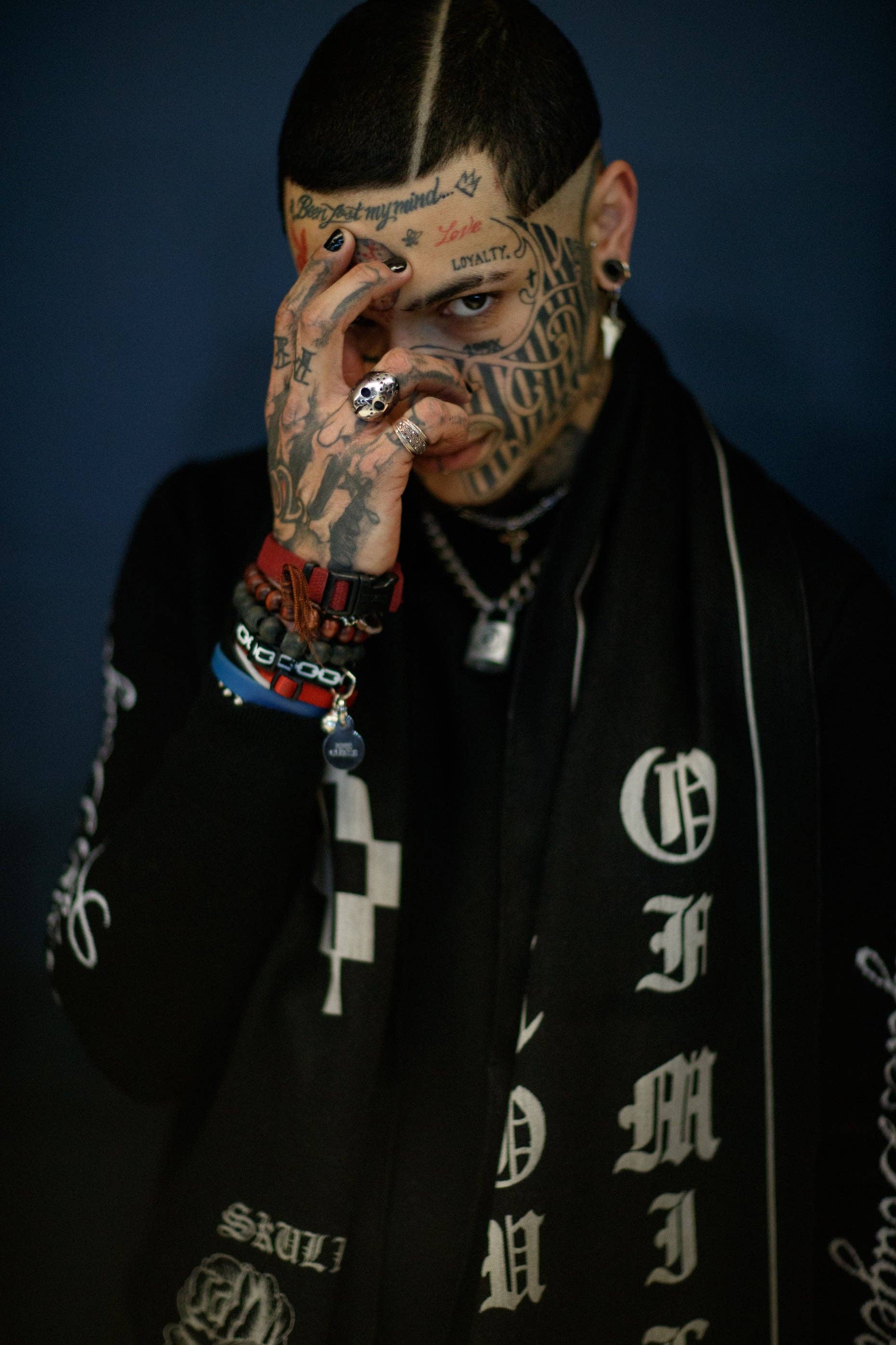 gestalten & teNeues - Wholesale Arts & Entertainment Book - The Incomplete3