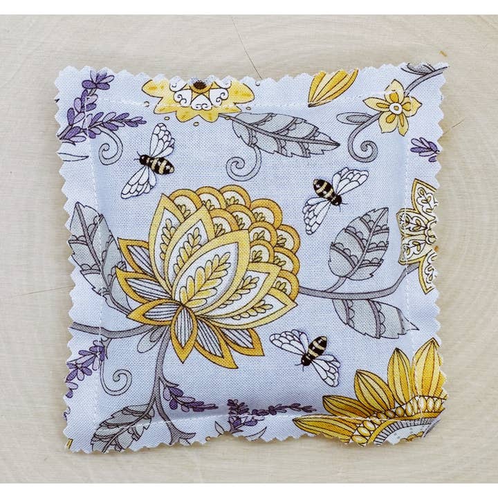 Wellness & Oils – Großhandel Duftsäckchen – Kräuterschlafbeutel mit ätherischen Ölen1