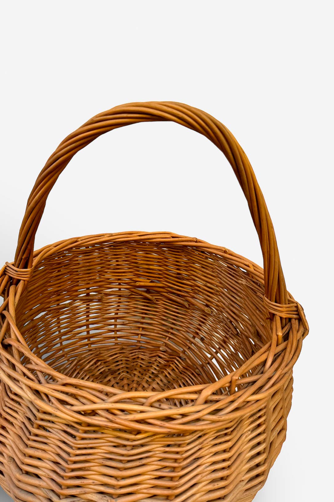 Eturel Madrid - Venta al por mayor Cestas - Cesta redonda mimbre natural4