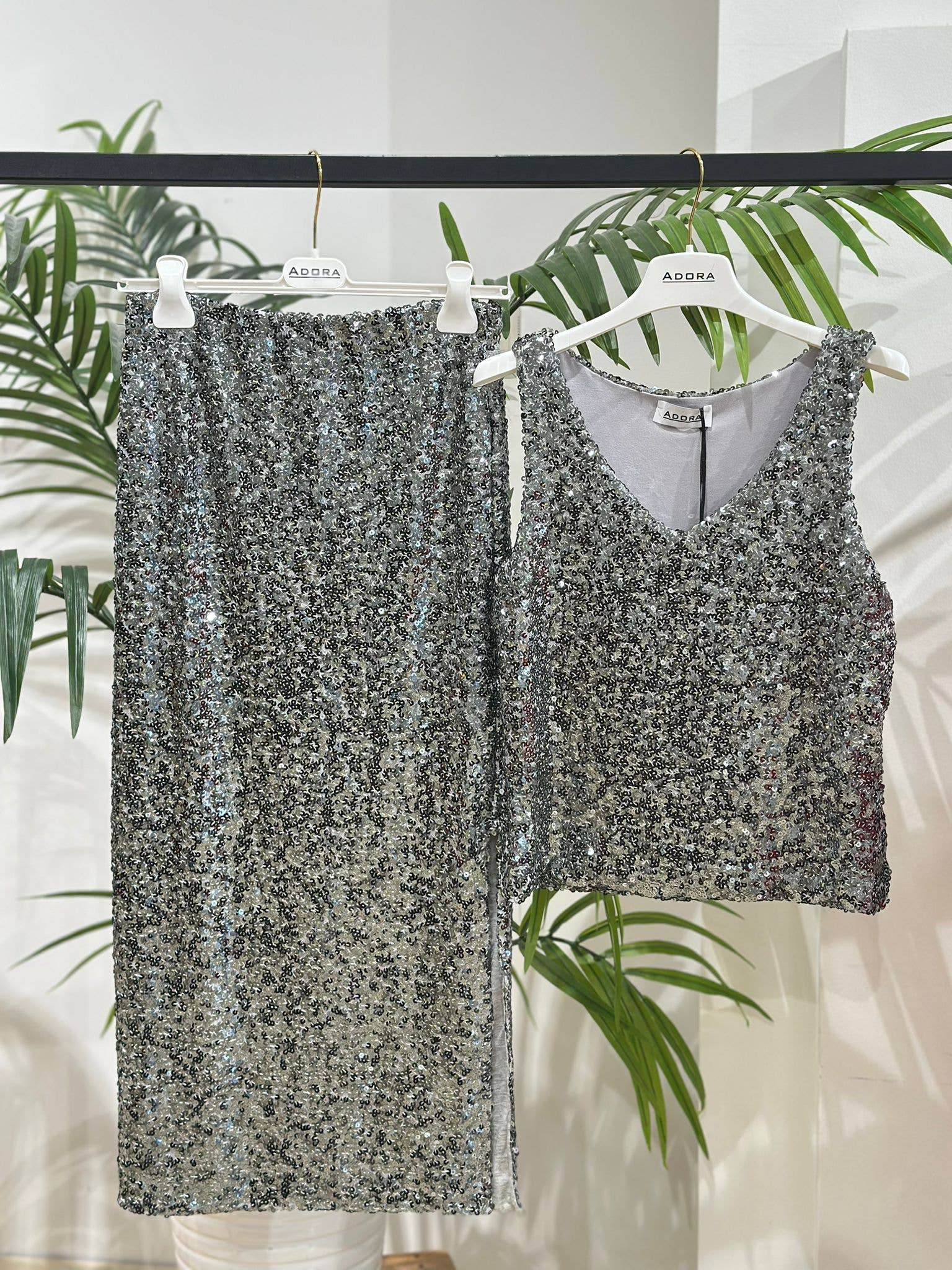ADORA - Wholesale Top & Skirt Set - Women's - Sequin midi skirt0