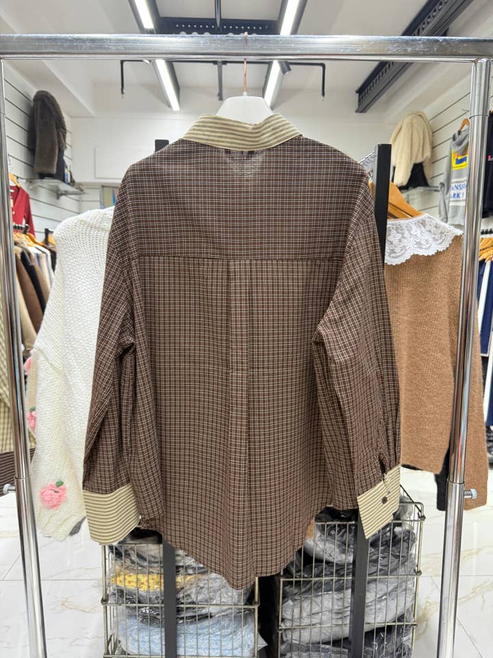 Chilli Girl Collection - Wholesale Button Down Shirt - Women's - Oversize checkered shirt with pocket details2