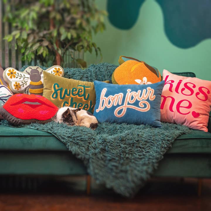 Karma - Wholesale Lumbar Pillow - Lumbar Velvet Pillows1