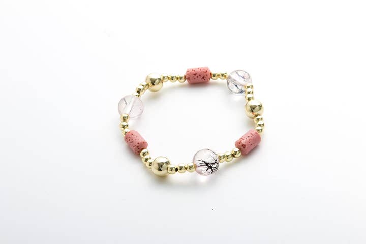 Armbånd med glassten og kugler for engroshandel hos Accessoires by KHB