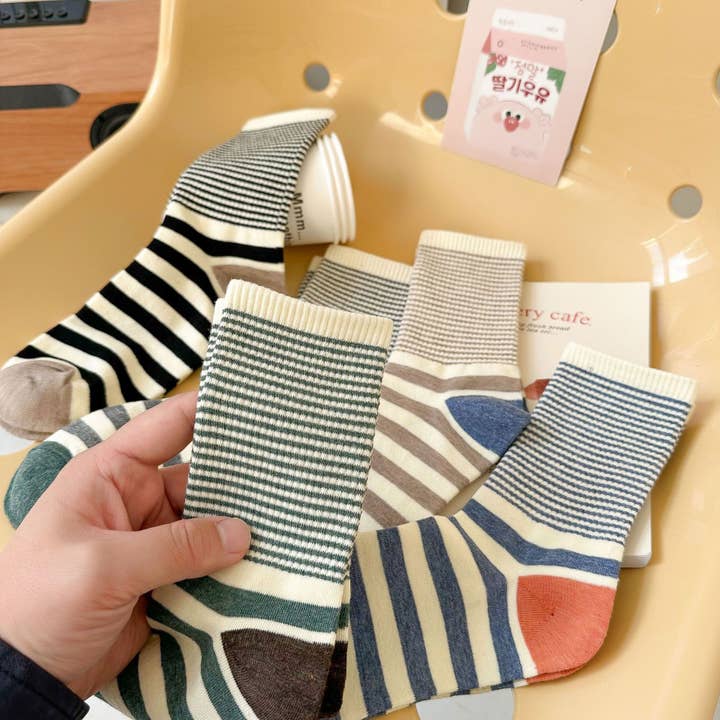ACCITY - Wholesale Socks - Women's - Stripe Pattern Cotton Crew Socks for Womens_CWMS09036