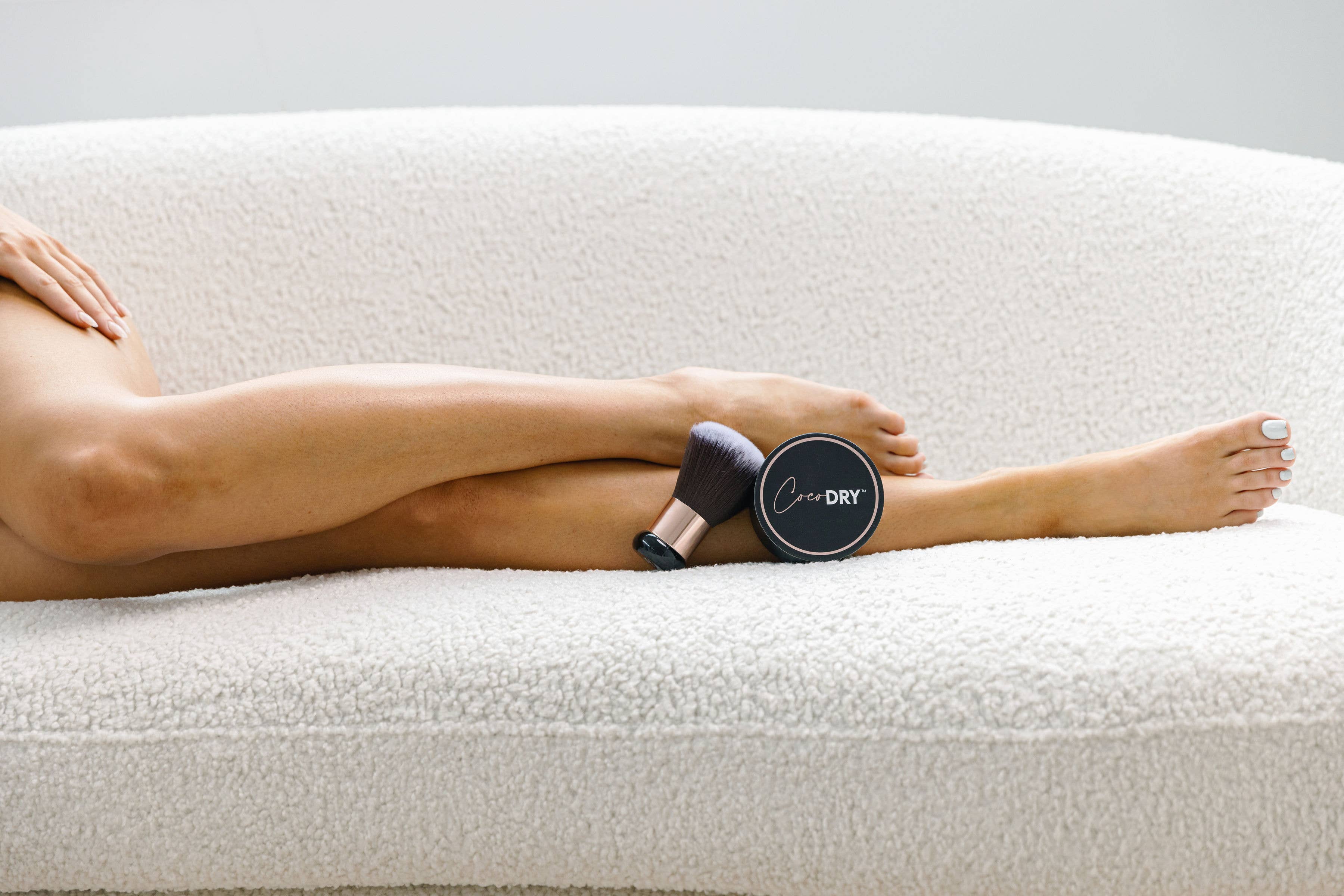CocoDRY™ – Engroshandel Makeup setting spray/pudder – CocoDRY™ Tørrepulver til selvbruner 1,5845 g & Kabuki-kropsbørste14