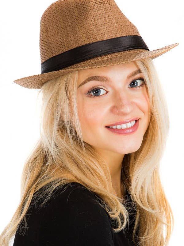 Sort Band detaljerede ensfarvet kurv vævet papir halm for engroshandel hos Cap Zone