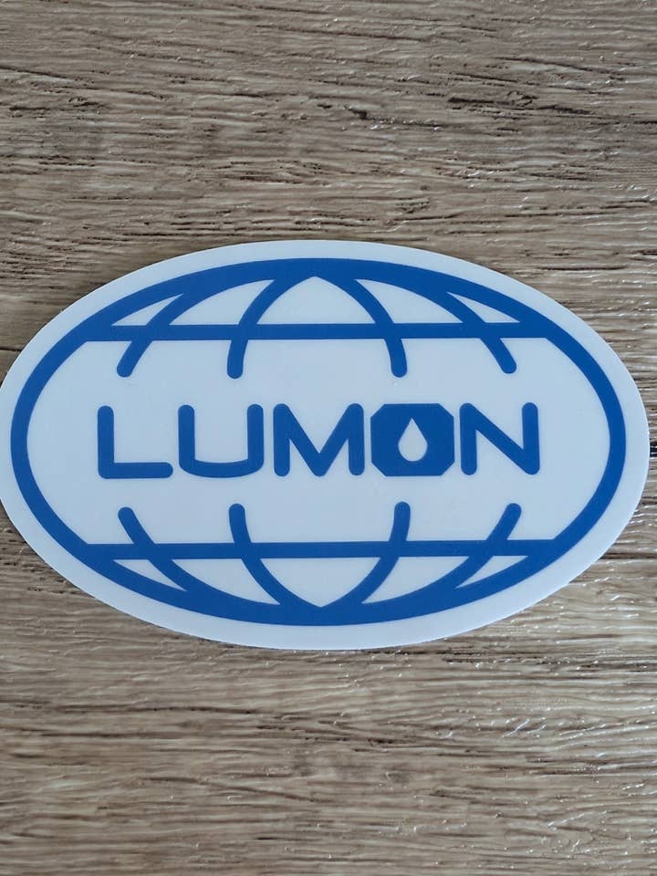 Lumon-logo - Severance vinylsticker voor wholesale door Sadsquatch