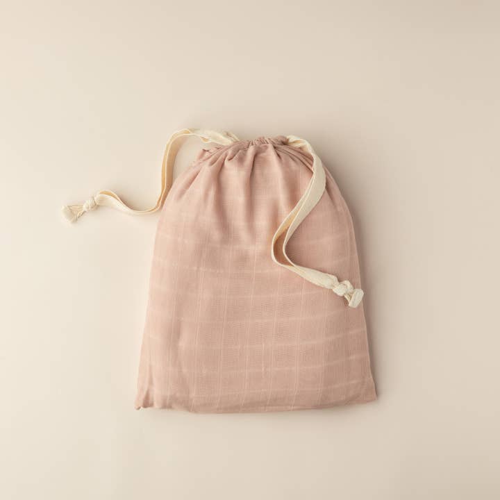 Snug as a Bub & Co. – wholesale Cot/crib sheets – Rose Clay Muslin Baby Cot/Crib Sheet