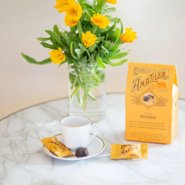 ADG Diffusion - Wholesale Chocolate Box - FLOWPACK CASE DARK CHOCOLATE PRALINES 70% ORANGE 72g1