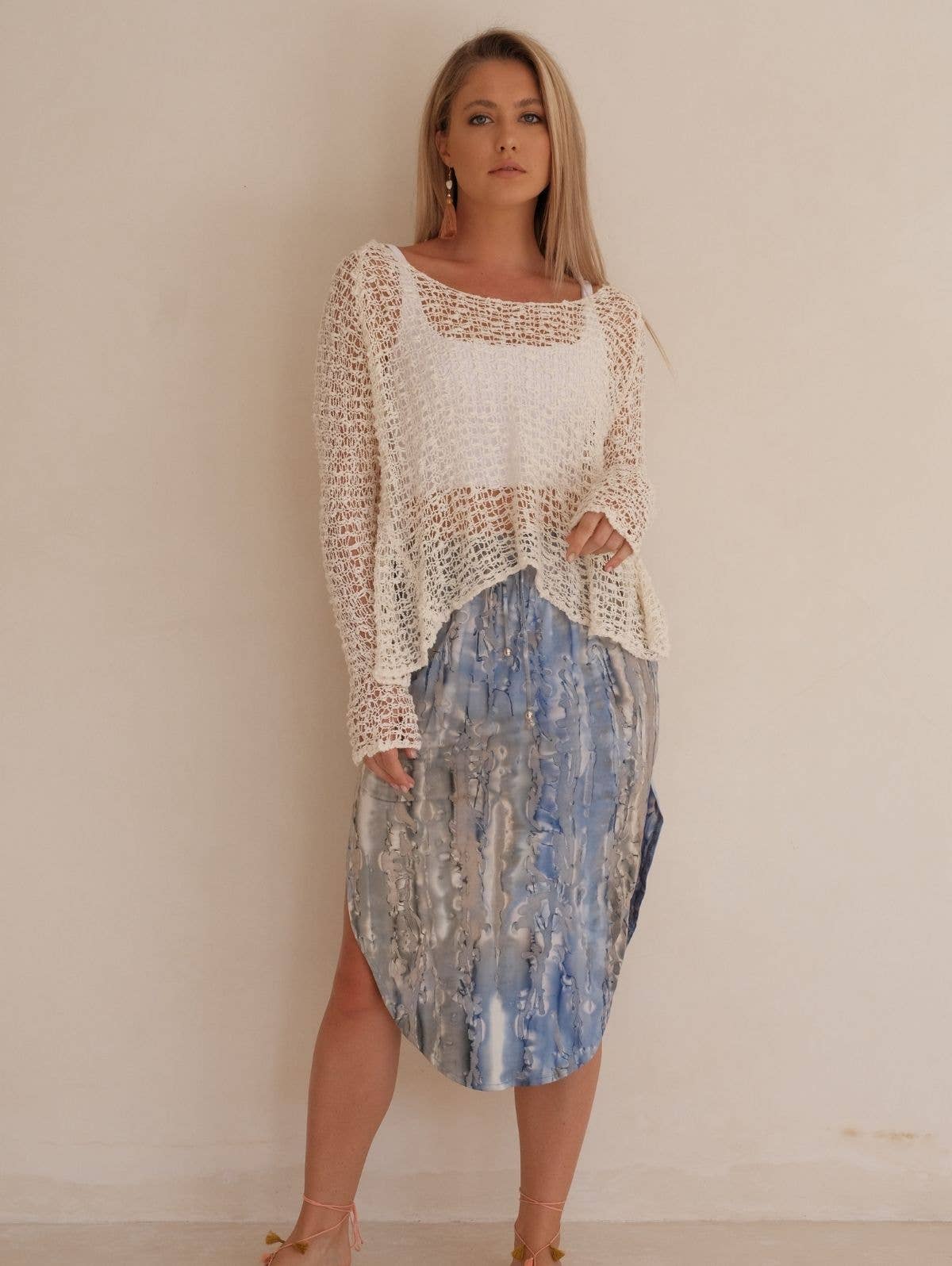 Hands To Hearts - Wholesale Tunic - Women's - Crocheted Long Sleeve Soul Warmer60