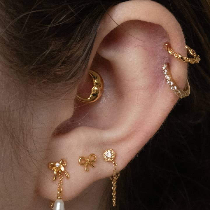 S-kin Studio Jewelry - Wholesale Single earring - 14K Solid Gold La Luna Clicker Hoop3