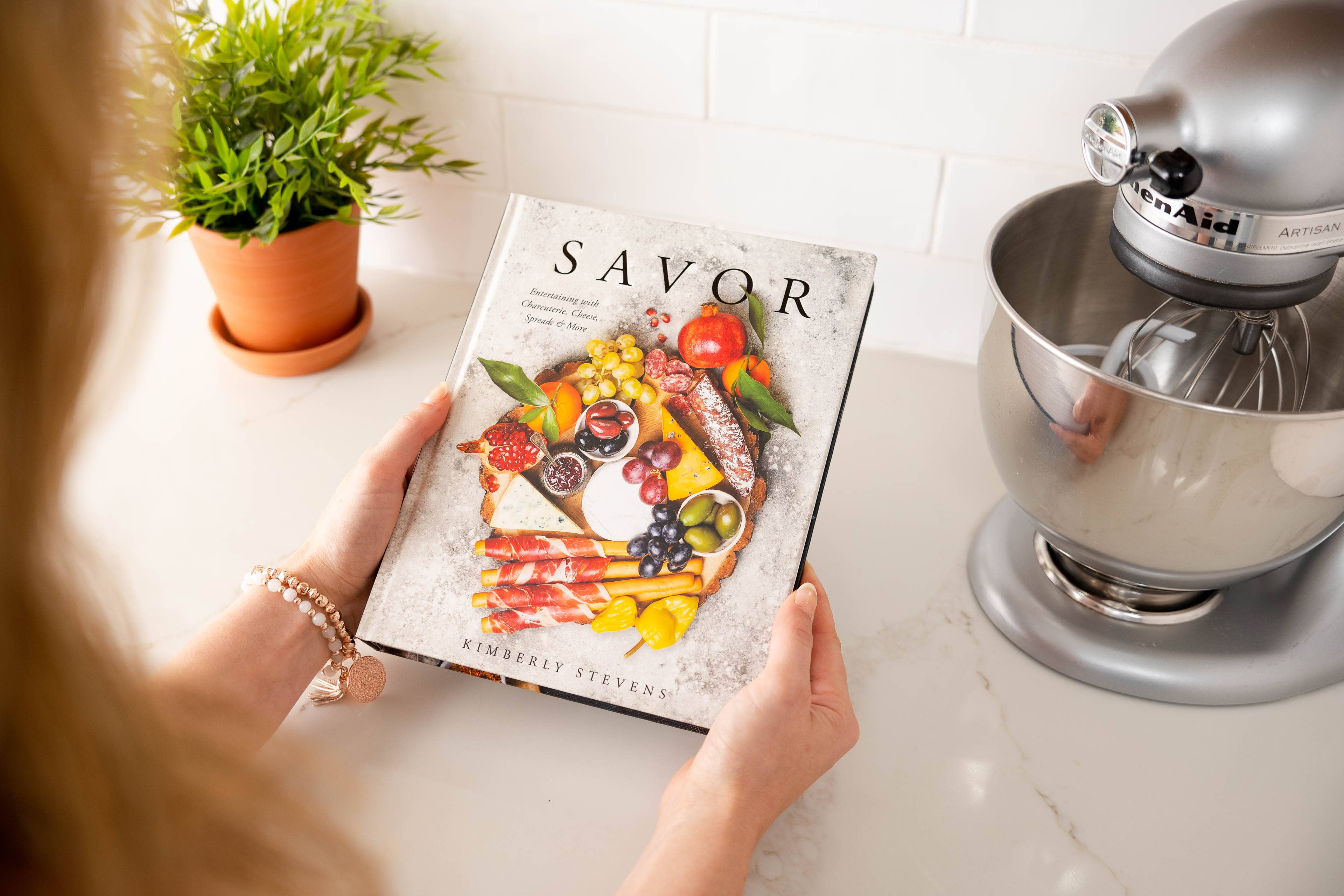 HarperCollins Focus - Wholesale Cookbooks & Food - Savor: Entertaining with Charcuterie & Cheese Spreads5