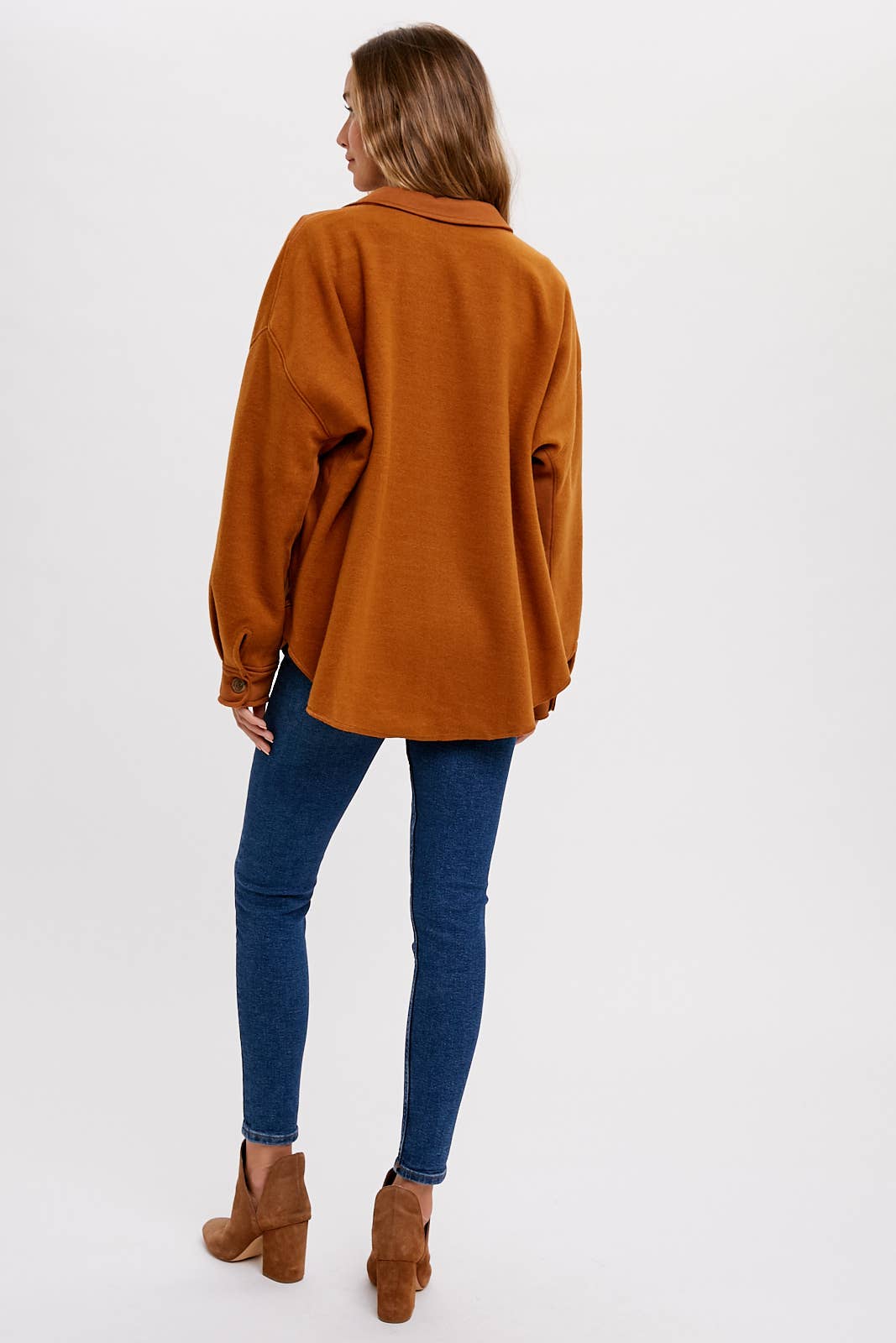 Bluivy – Engroshandel Skjortejakke/shacket – til kvinder – BØRSTET TERRY KNAP OP SHACKET19