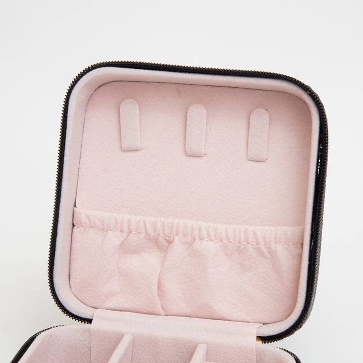 MiMi Wholesale - Wholesale Jewelry Box/Organizer - TG10707 Quilted Zip Around Square Jewelry Box9