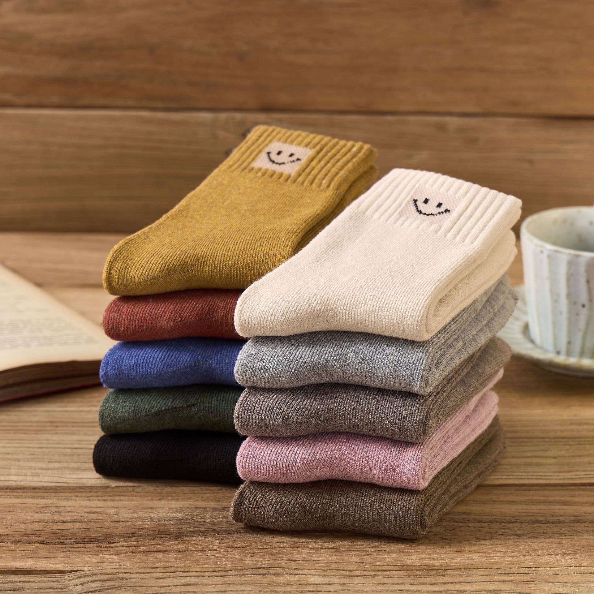 MKS America - Wholesale Socks - Women's - Smiley Face Icon Fleece Socks12