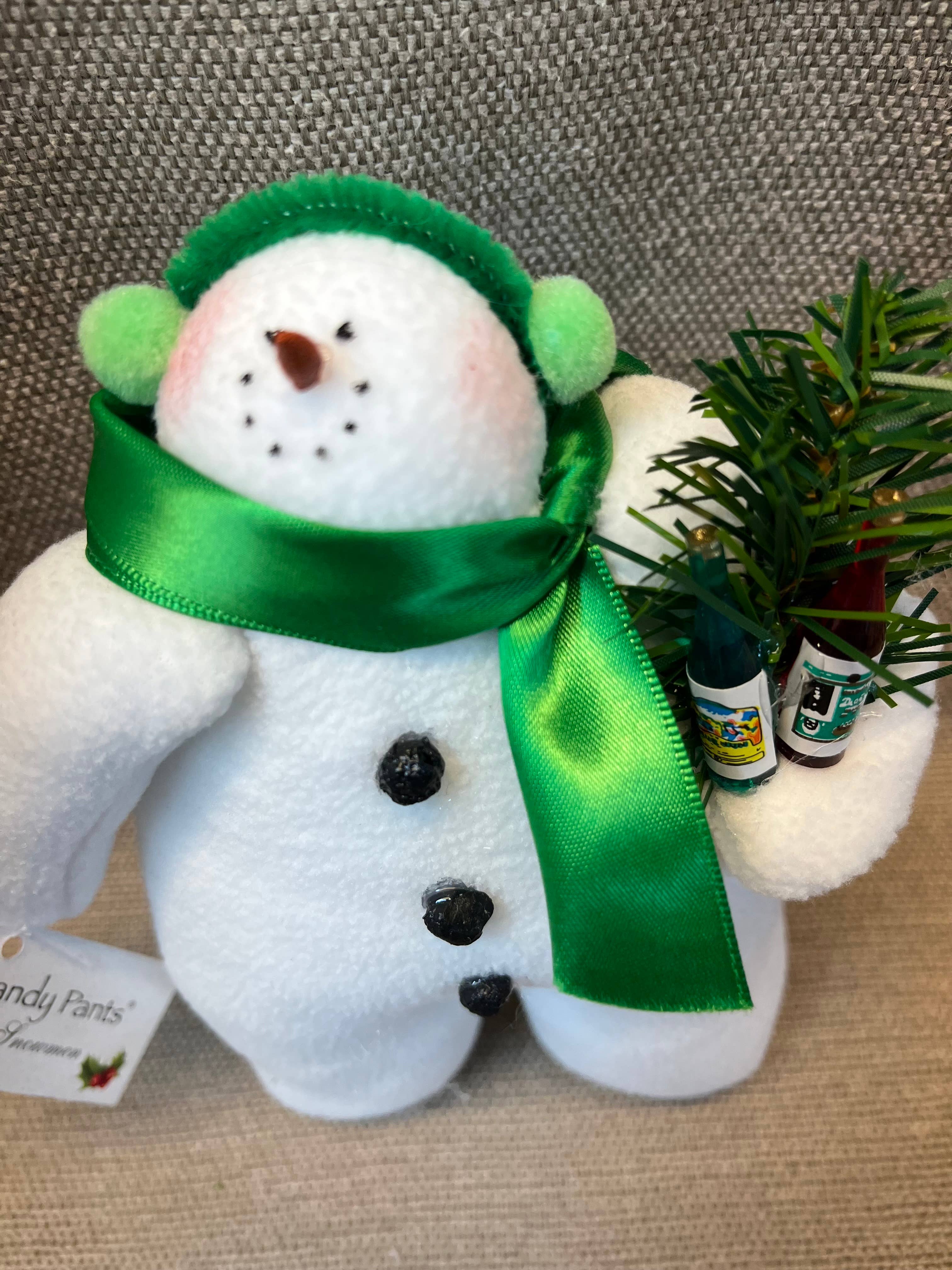 Sandy Pants Snowmen - Venta al por mayor Decoración navideña - Muñeco de nieve relleno de forro polar, pantalones de arena, orejeras, vino3