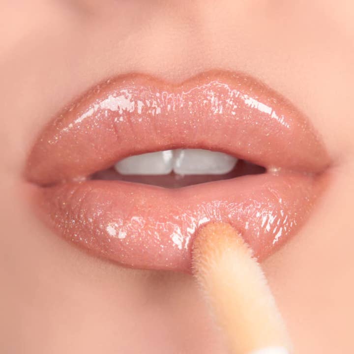 VIAI Beauty – wholesale Lip-gloss – REVOLUTION Shimmer Bomb Lip Gloss