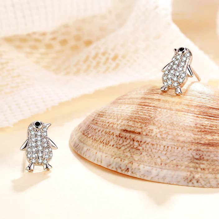 Boucles d'oreilles pingouin pour la vente par WonderSpark