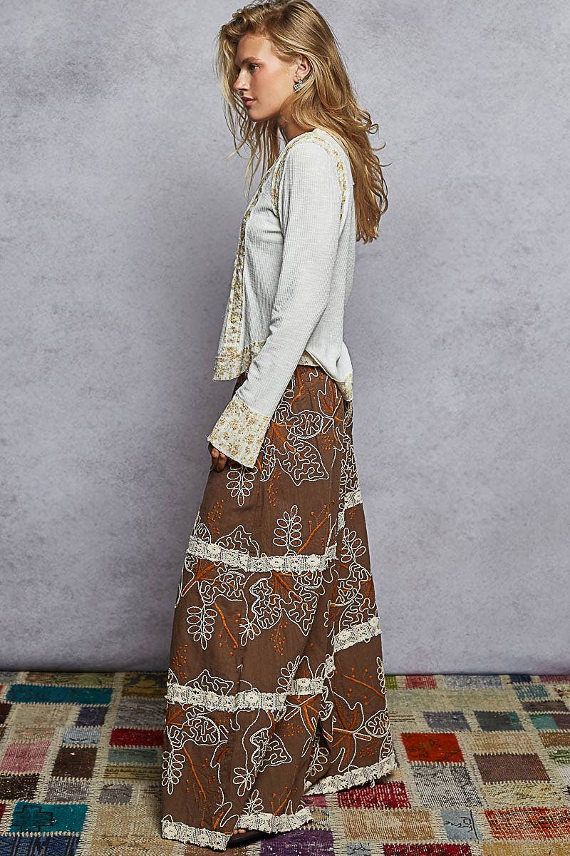 Pol Clothing - Wholesale Pants - Women's - Crochet lace patch embroidered woven floral pattern pants4