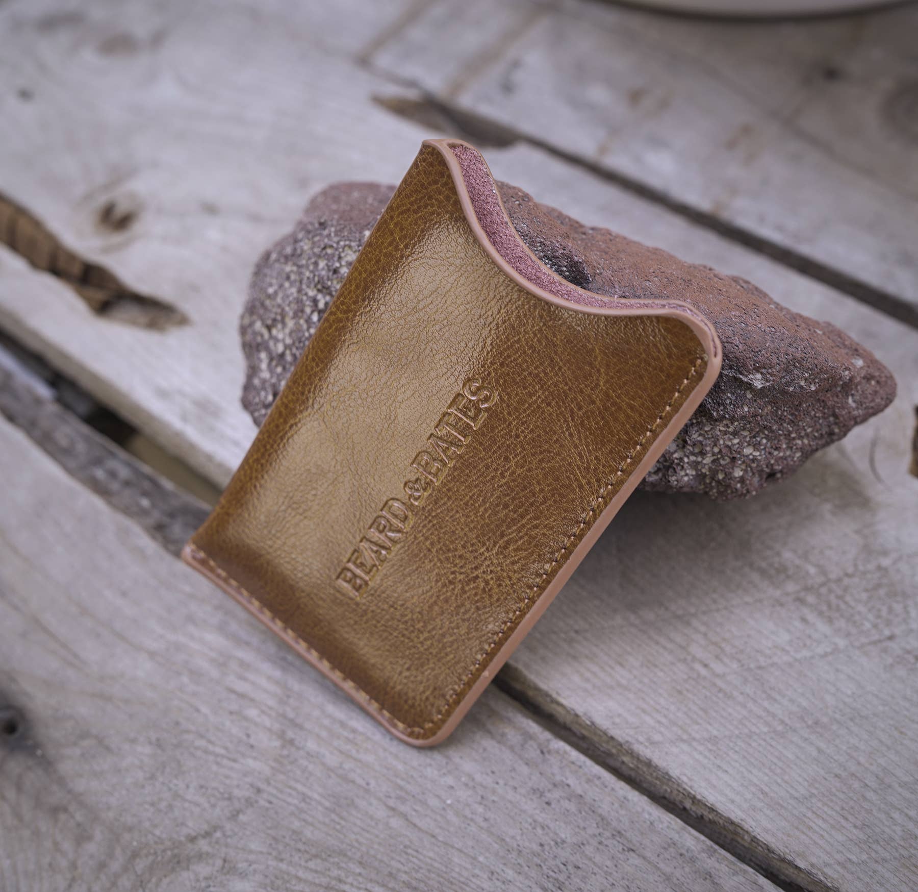 Beard & Bates - Wholesale Pouch - Men's - Genuine Leather Pouch - For The Sandalwood Switchblade Comb