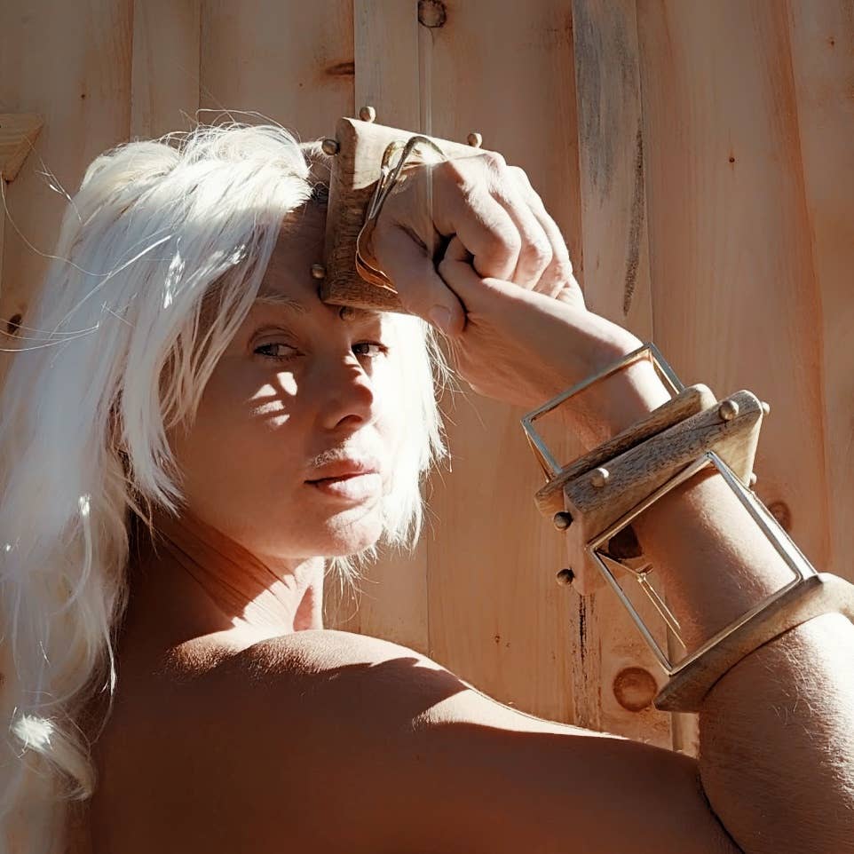 Bisjoux - Wholesale Cuff Bracelet - Brass bold cube square bangle bracelet 2 sizes14