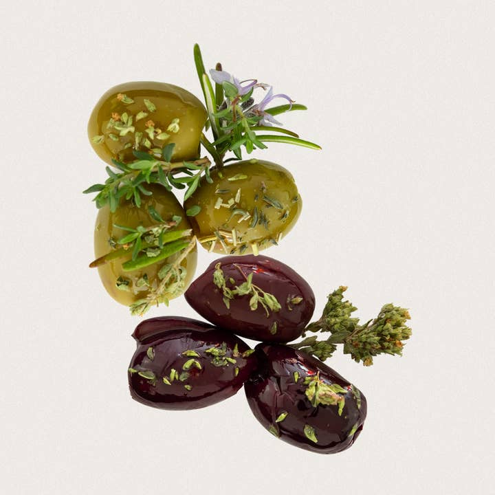 OELiven Mix - Azeitonas Bio para balcão refrigerado 2 kg em saco a vácuo por atacado de O.E.L. - Thalassa GmbH & Co. KG