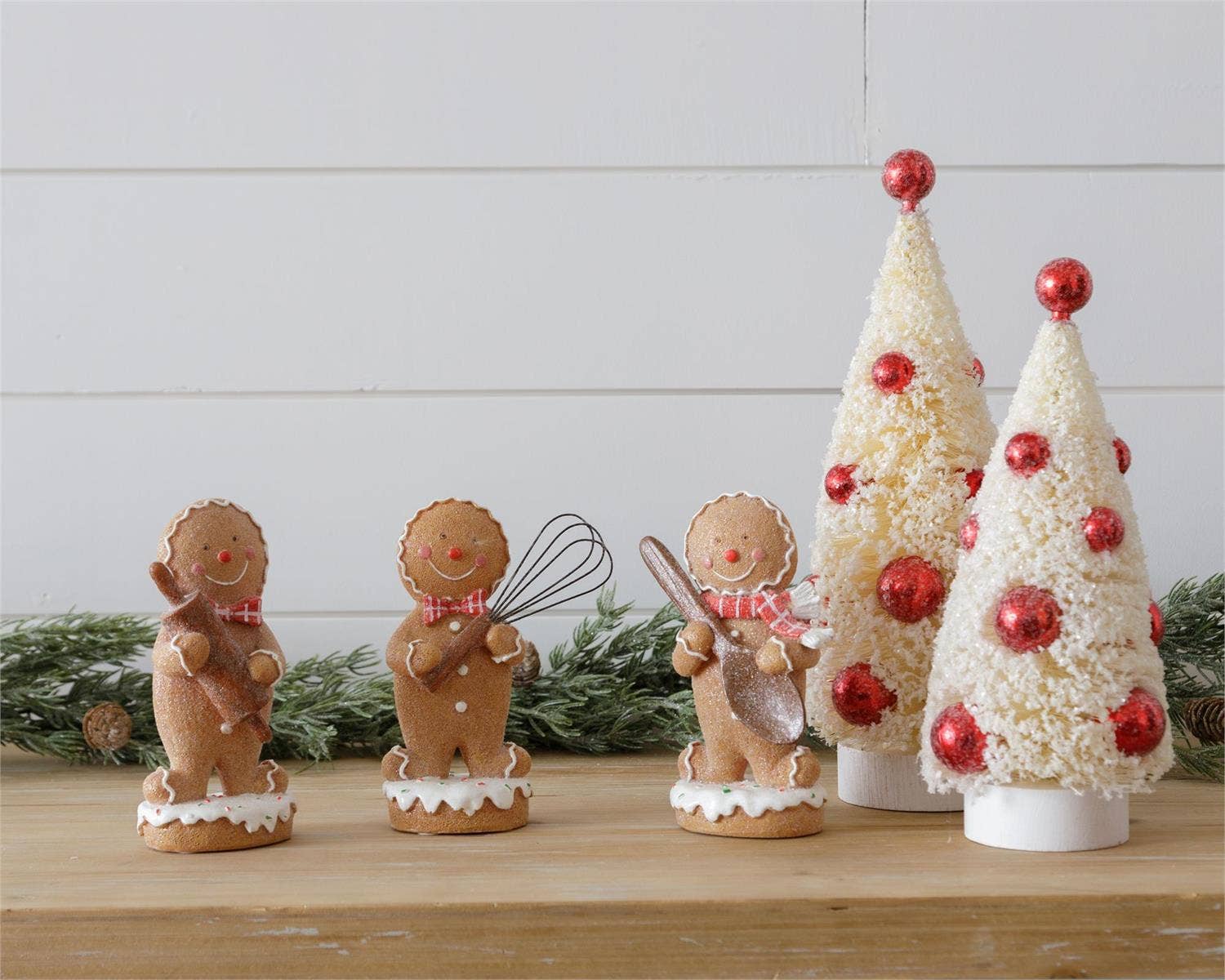 Audrey's Home & Gift – Decoração de Natal por atacado – Gingerbread com Utensílios de Cozinha (Pacote com 3 Sortidos)2