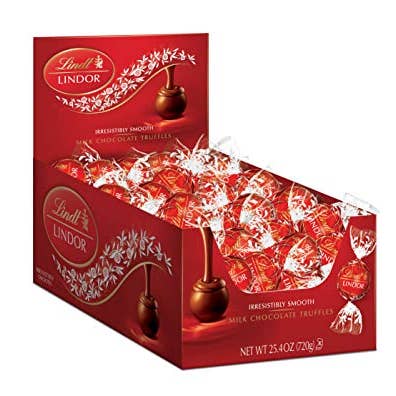 Shop The King - Wholesale Chocolate Box - Lindt LINDOR Milk Chocolate Truffles, 25.4 oz, 60 Count