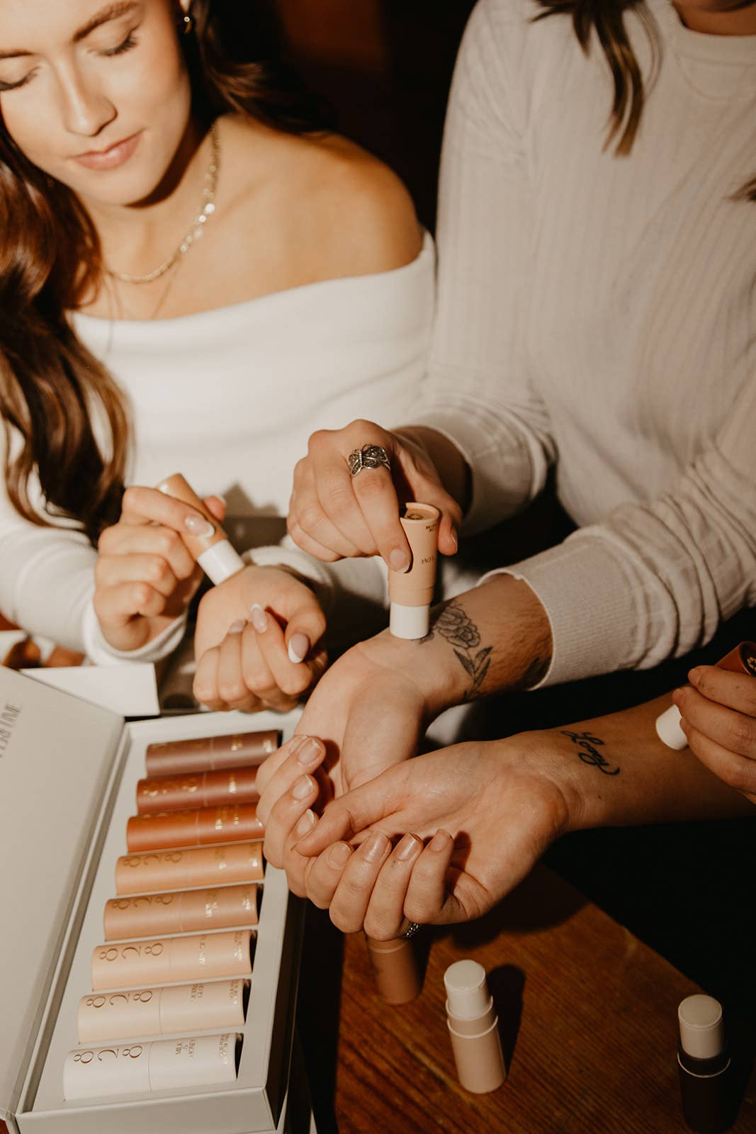 828 Aroma Inc. - Wholesale Solid Perfume - Solid Perfume Discovery Kit with Display Box1