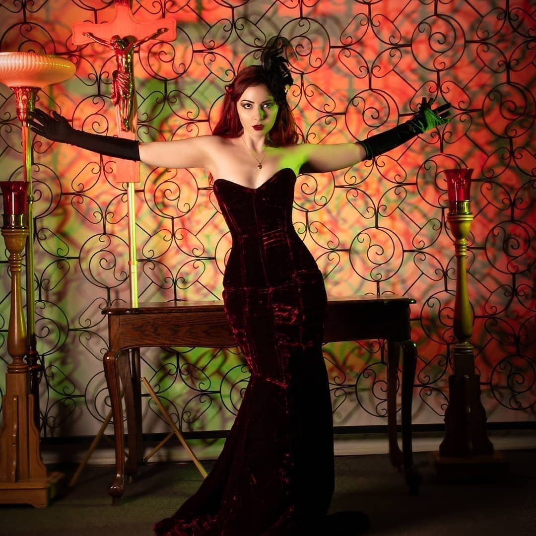 corsettery - Wholesale Dress - Women's - Mermaid long velvet corset dress. Gothic, steampunk velvet dress, vampire dress3