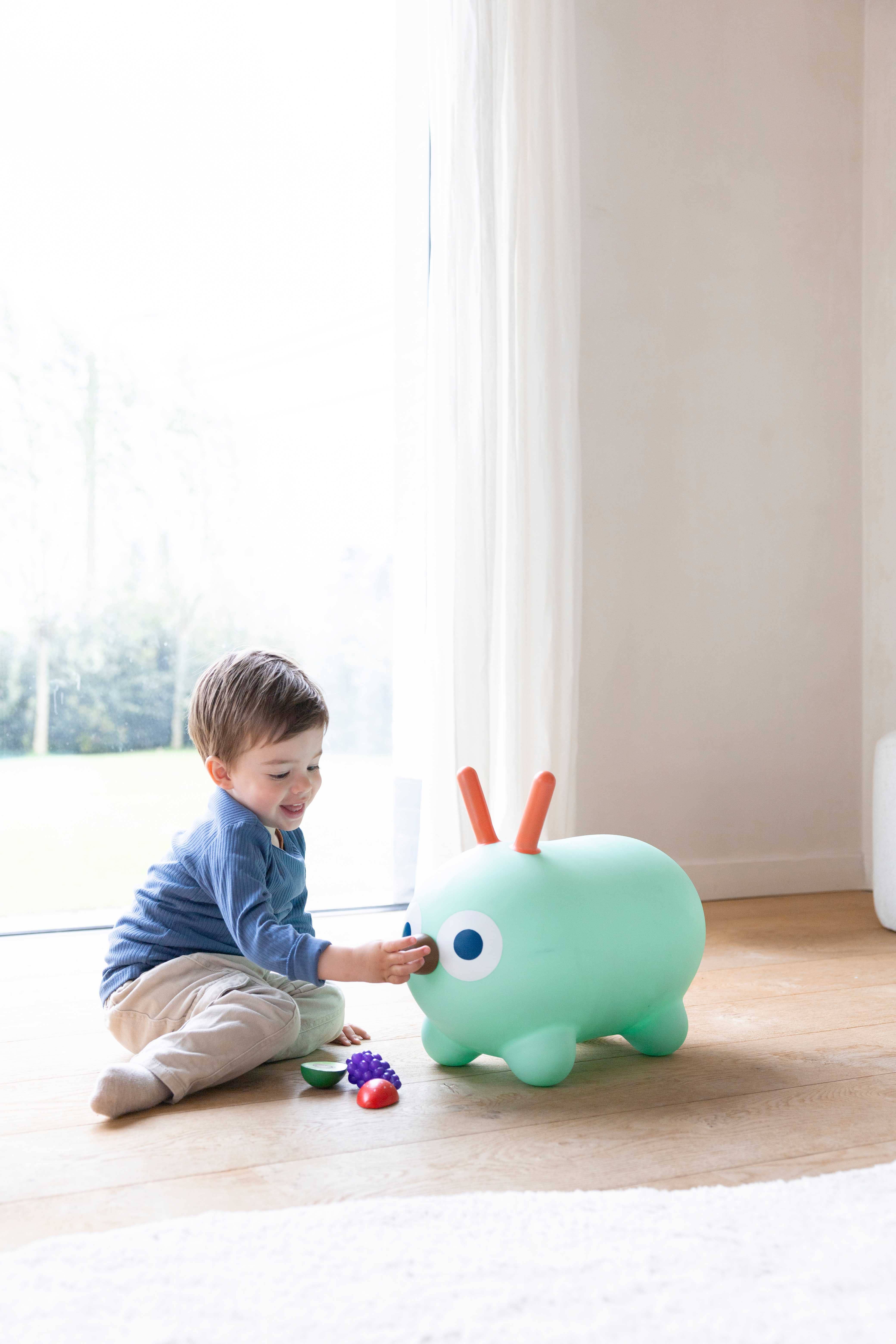 Quut Toys - Wholesale Inflatable Toy - Kids & Baby - Quut Skippi - A bouncy friend just for you! 6