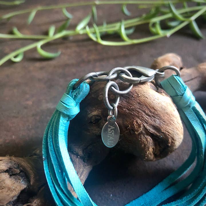 Turkis & Sølv Læder 7-Strand Armbånd - Turkis & Sølv, Boho Western for engroshandel på Faire8