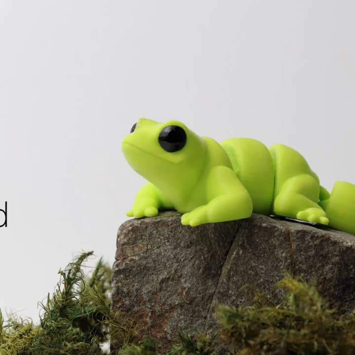 Tiny Baby Lizard 3D Printed Toy, Articulated Toy, Fidget Toy for wholesale by Great American Designs