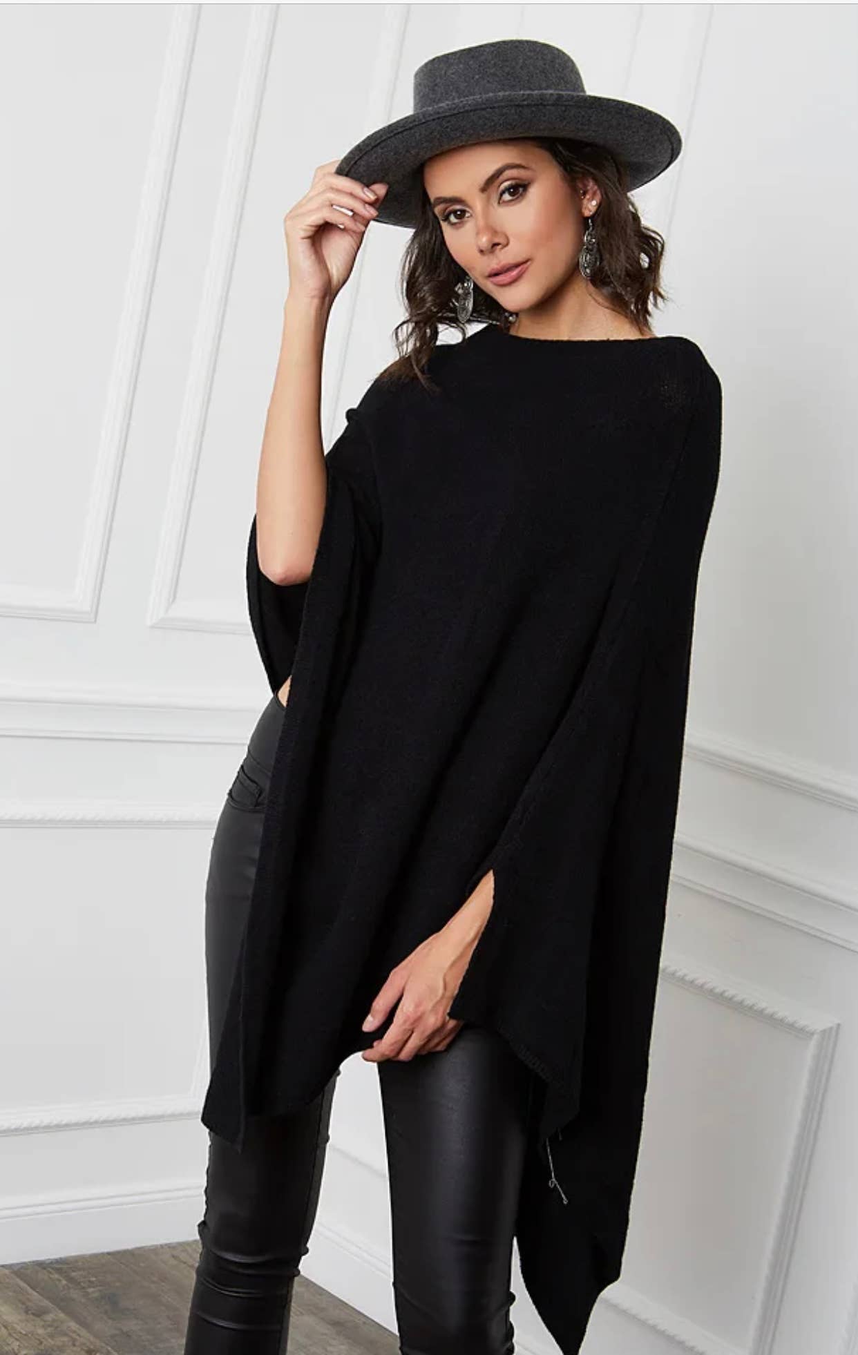 LÉA & LUC - Wholesale Poncho - Women's - Ponchos REF.00760