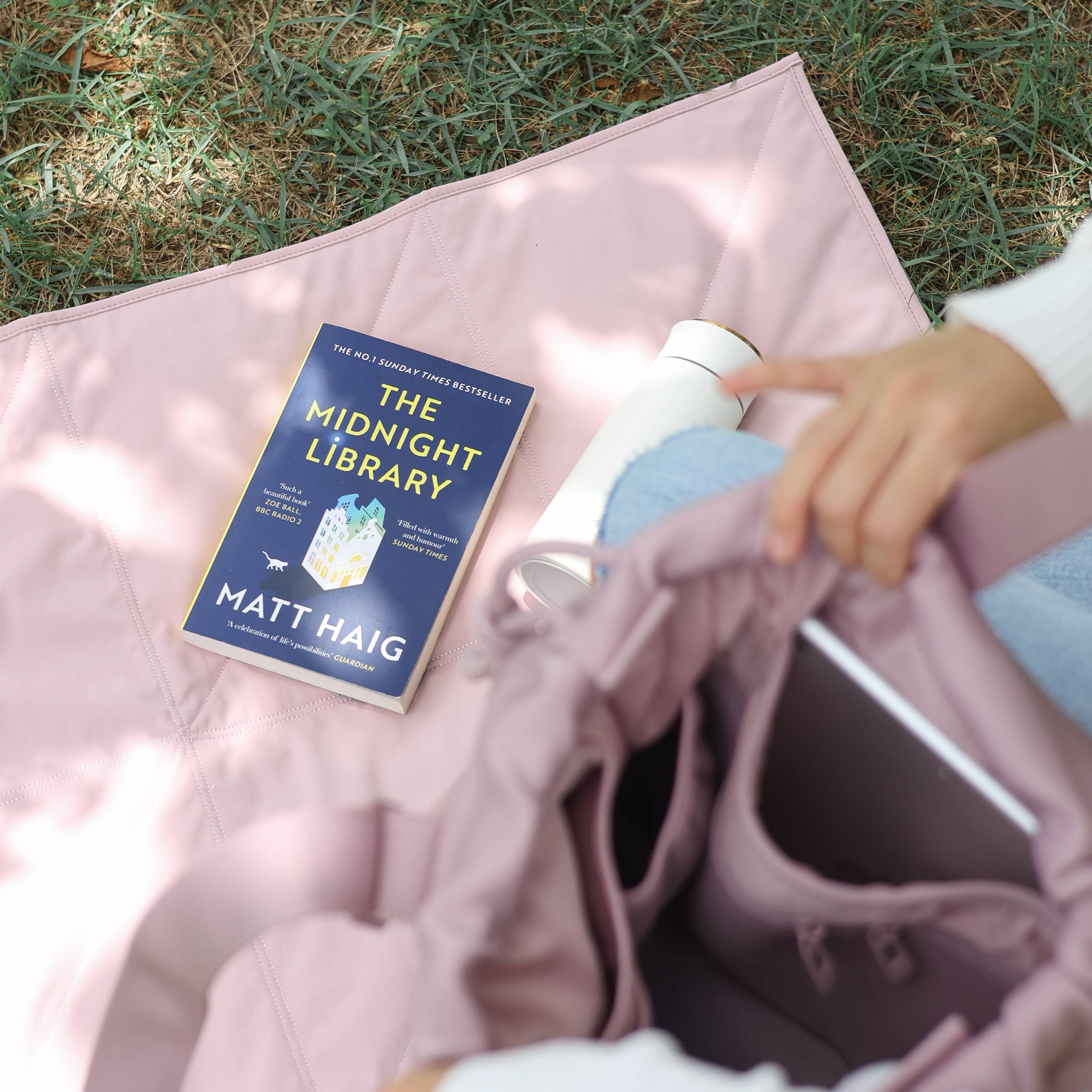 Pups & Bubs - Wholesale Pet Travel Bowl - Dog - Jouir Pet Travel Mat | Non-slip, Light-weight, Foldable16