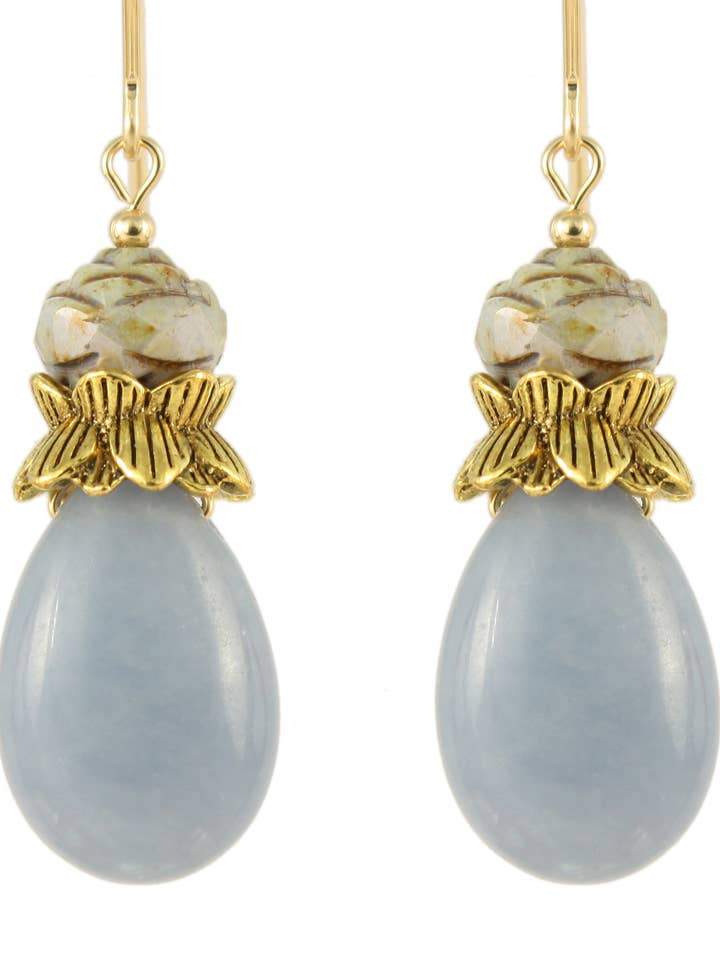 Boucles d'oreilles en forme de larme Durga Bloom - Goldfilled 14 Kt pour la vente par Ardent Designs