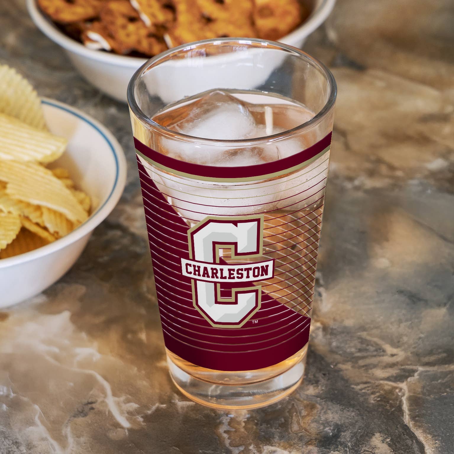 Rico Industries - Vente Verre/chope à bière - Verre à pinte de 16 oz NCAA Charleston Cougars2