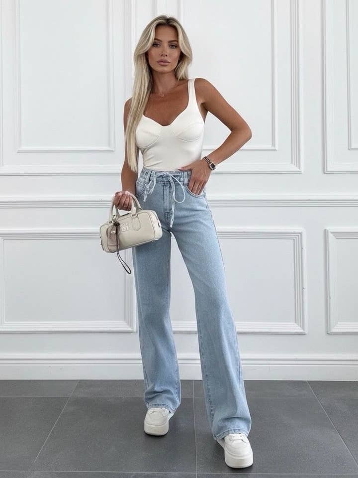 Jean Wide Leg Taille Haute – Confort Stretch pour la vente par ESTEE BROWN