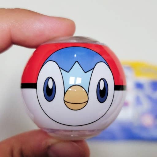K_Wonderland - Wholesale Fidget Toy - Kids - Pokemon Character Collectable Spinners mystery pack