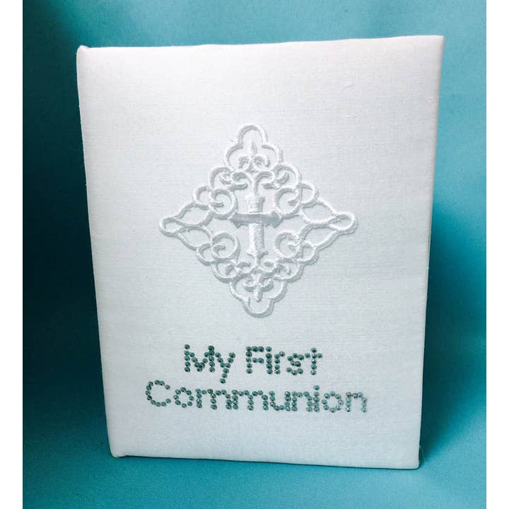 Simply Charming - Wholesale Memory Book - Kids & Baby - White "My First Communion" Photo Album W/Cross