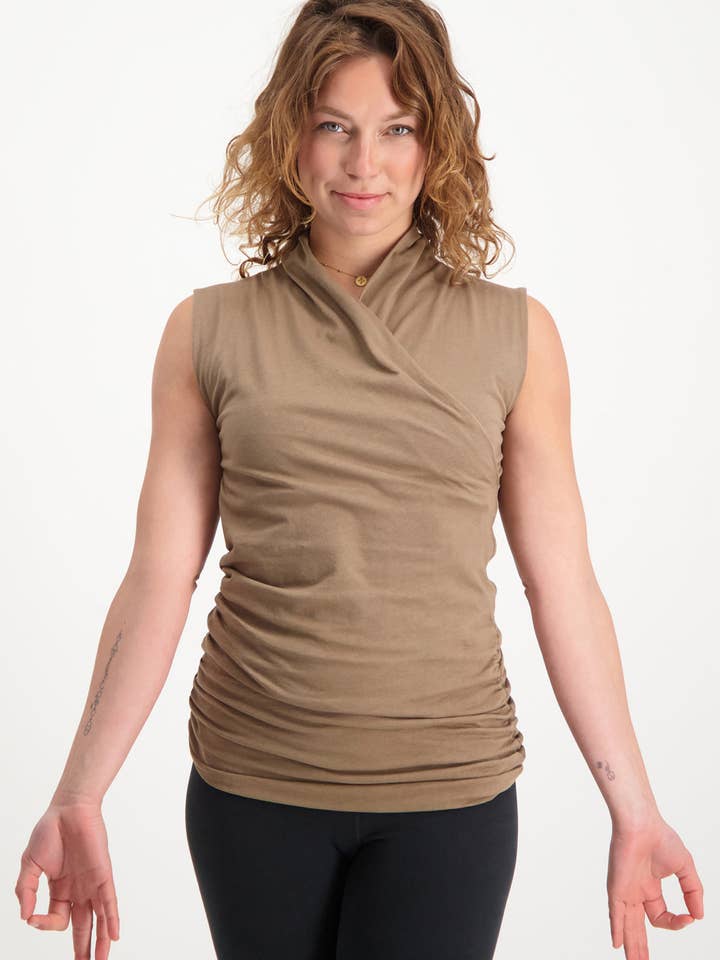 Urban Goddess - Venta al por mayor Camiseta deportiva - Mujer - Top de yoga Good Karma - Cacao Inca