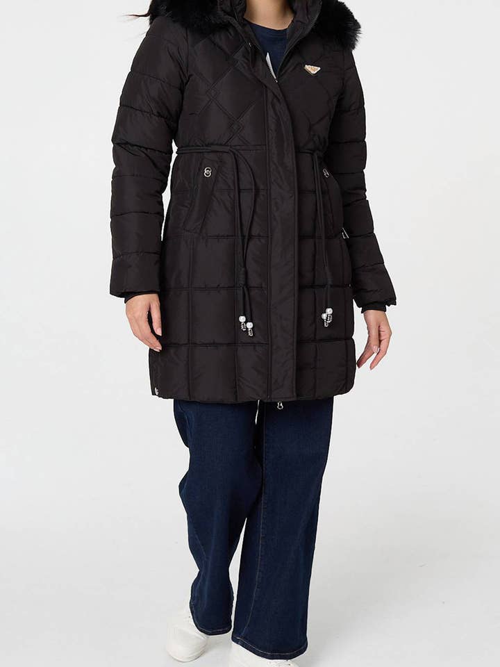 Cappotto imbottito lungo con cappuccio e bordo in pelliccia sintetica per la vendita all'ingrosso da parte di Stellalondon