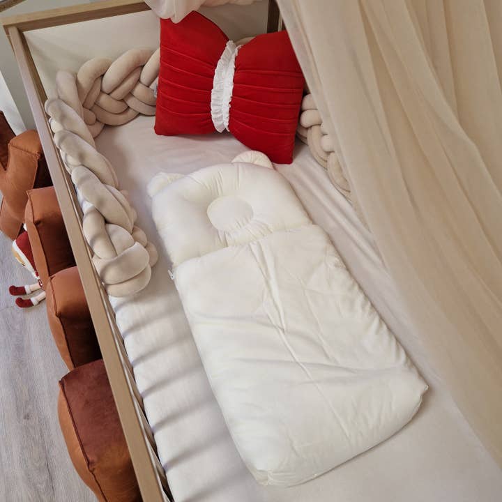 Lollkind GmbH - Wholesale Sleepsack - Baby - Baby sleeping bag with bear ears | Cotton5