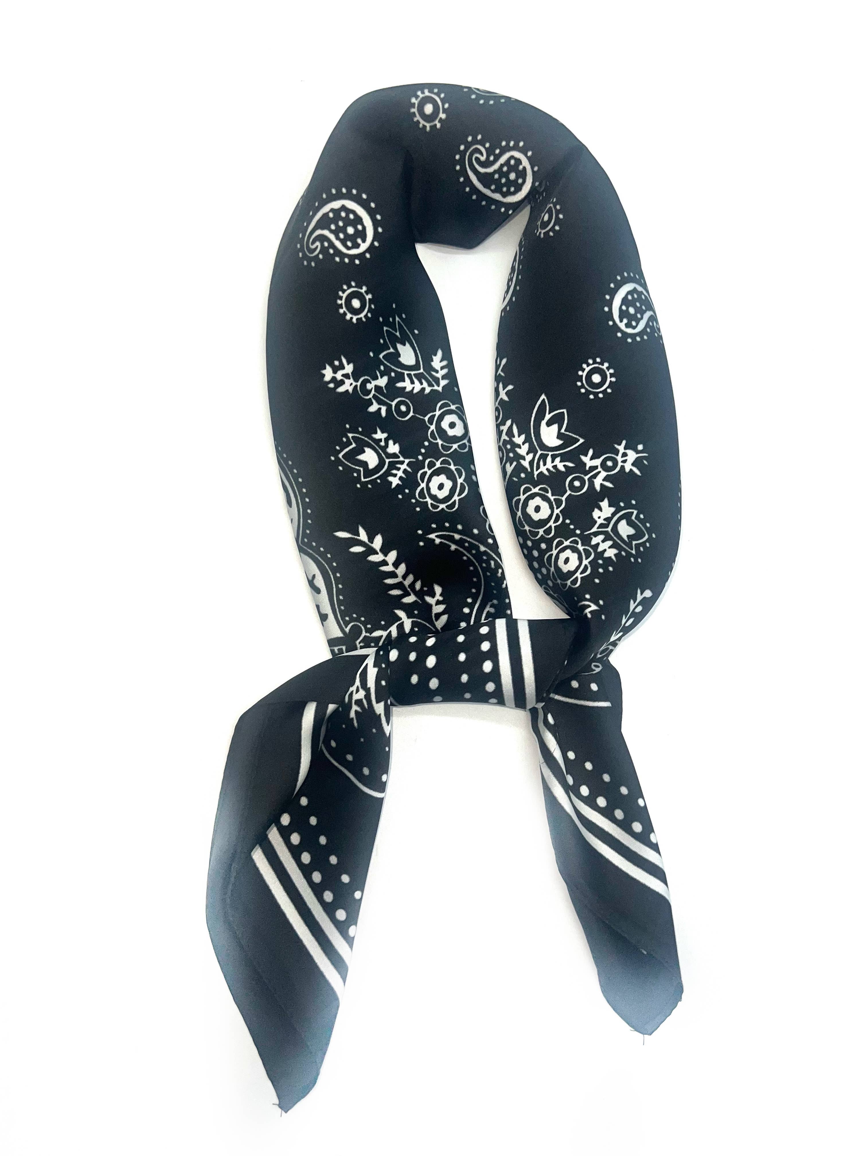 LINETA - Wholesale Scarf - Women's - D-140 Small bandana pattern scarf8