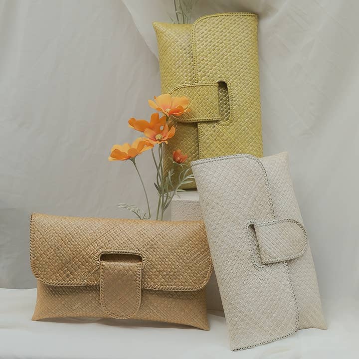 Kaya Envelope Clutch and other Purchase Wholesale clutch. Free Returns & Net 60 Terms on Faire trending on Faire.