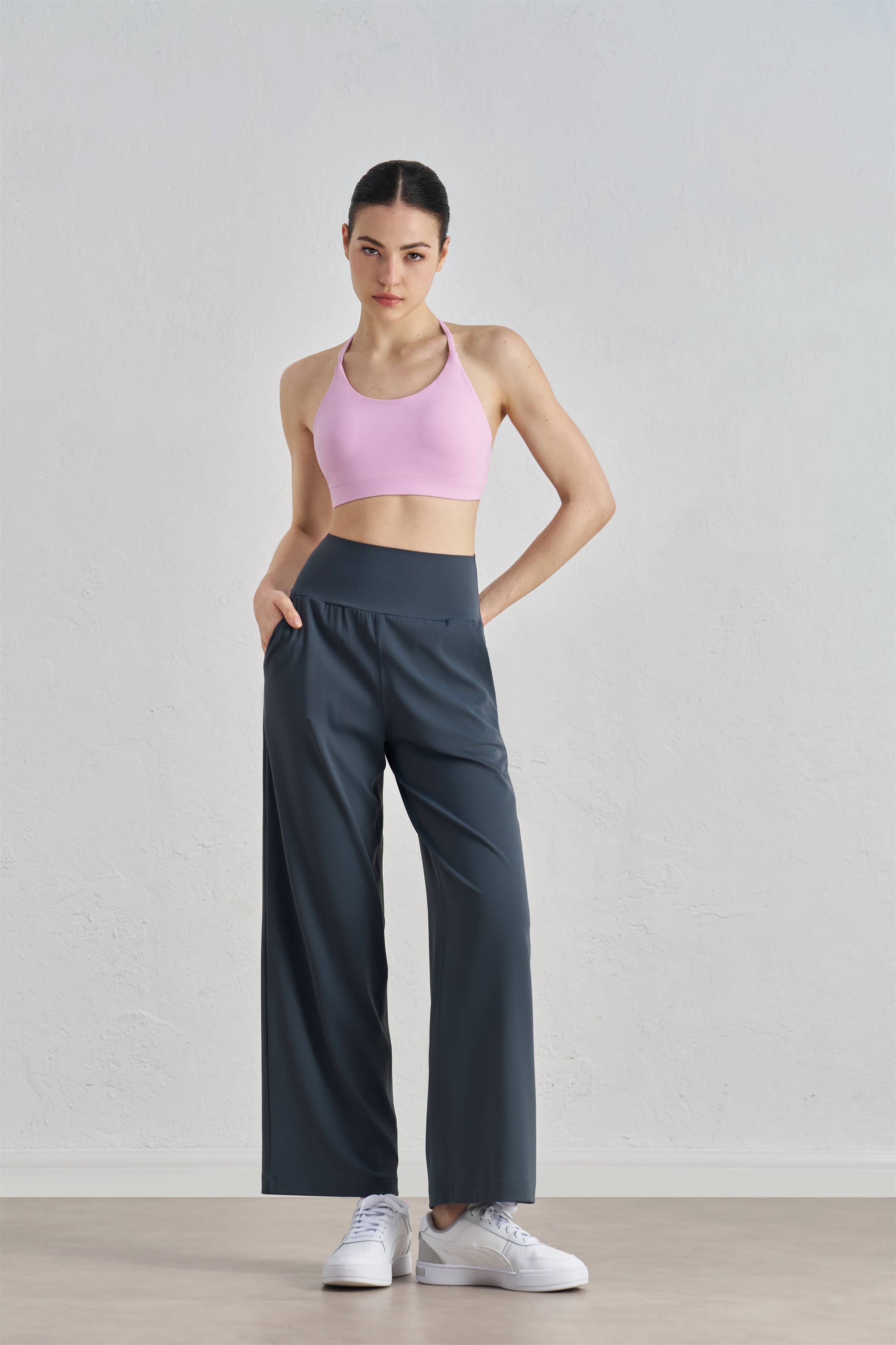 91thelabel - Vente Pantalon de sport – femme - Pantalon de yoga Kali Classic à jambes larges15