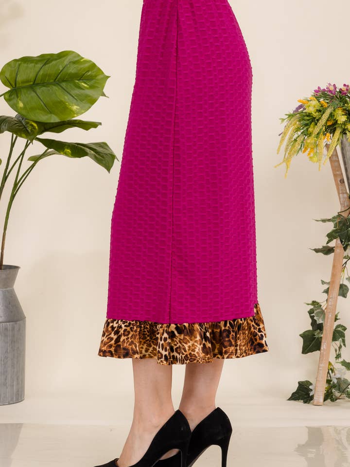Celeste Clothing - Wholesale Skirt - Women's - PLUS MODEST HONEYCOMB SKIRT w ANIMAL HEMLINE -CS43917-PL9