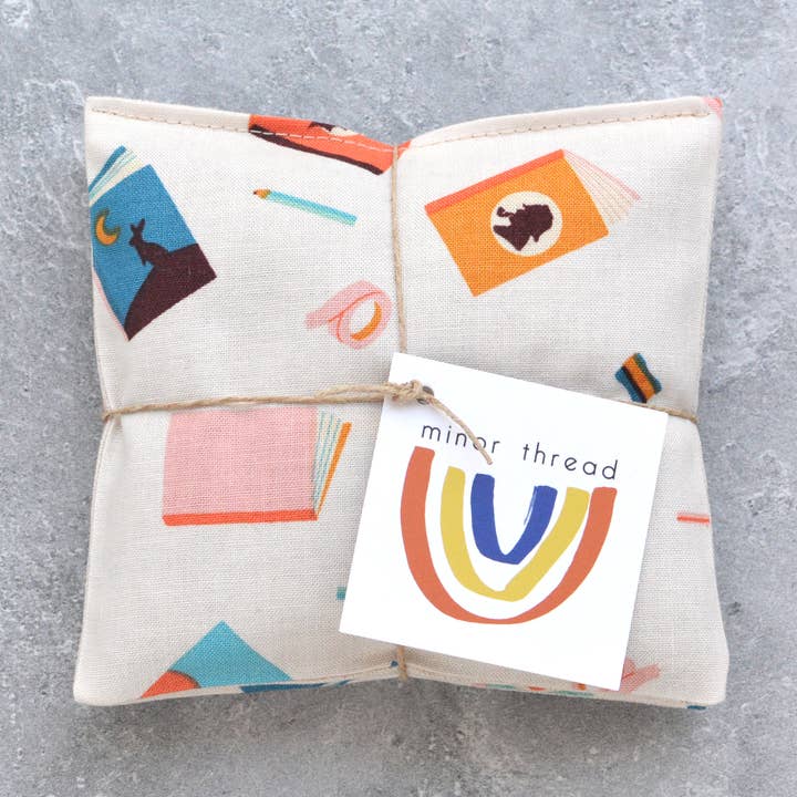 Enkla nöjen böcker i grädde lavendelpåse Bundle för wholesale av Minor Thread