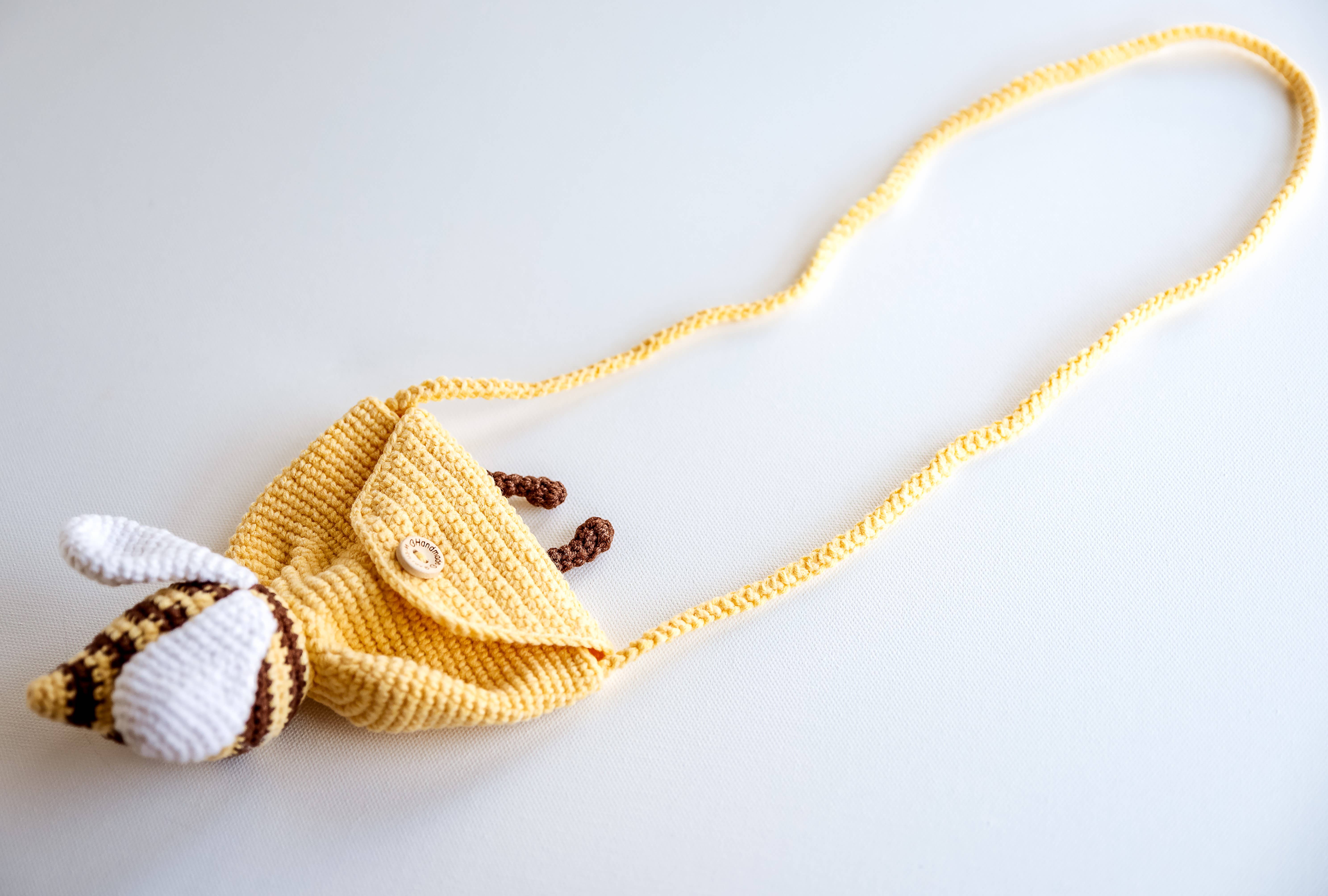 Hemsin Atelier – wholesale Crossbody bag – kids – Bee Bag4